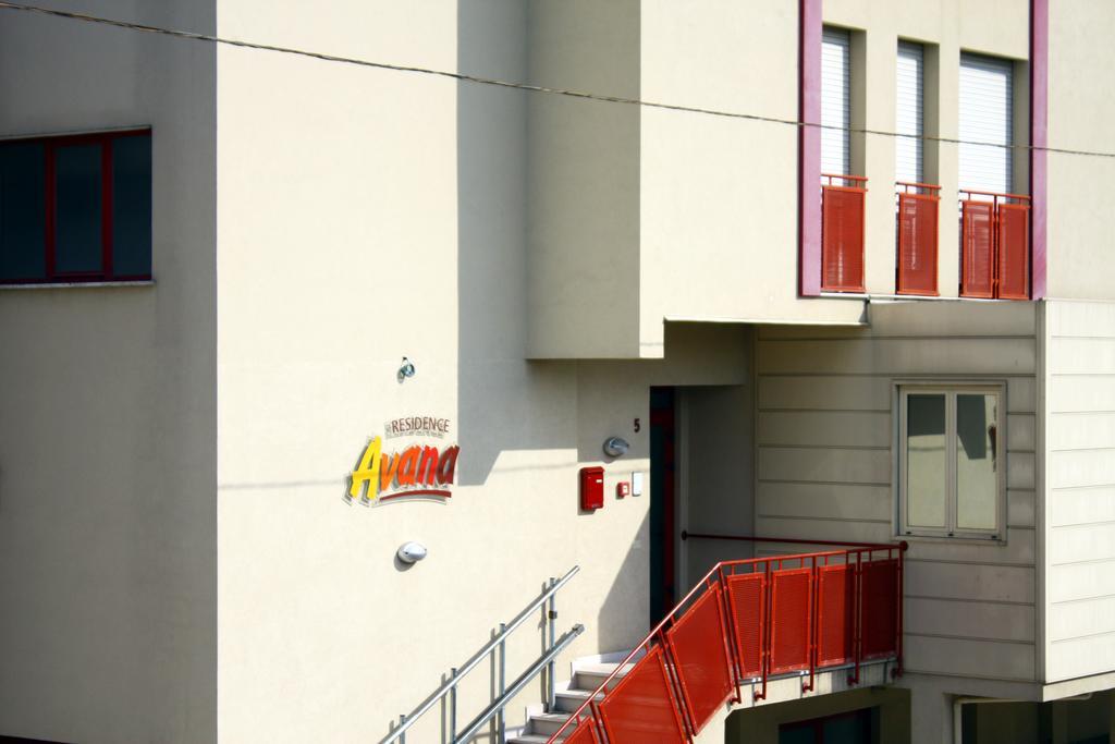 Residence Avana Senigallia Bagian luar foto