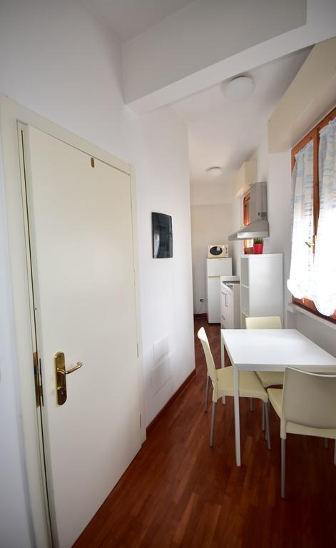 Residence Avana Senigallia Bagian luar foto