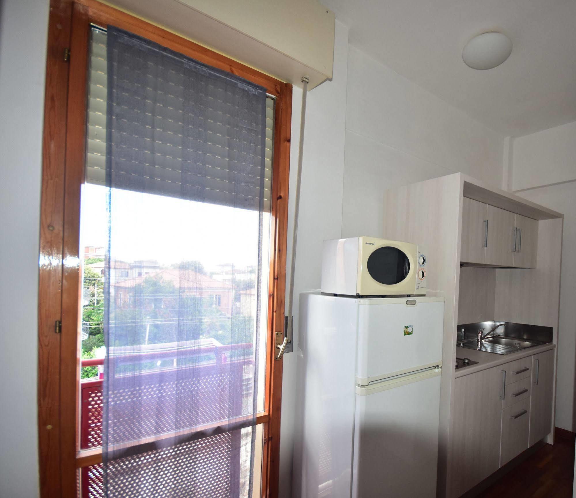 Residence Avana Senigallia Bagian luar foto